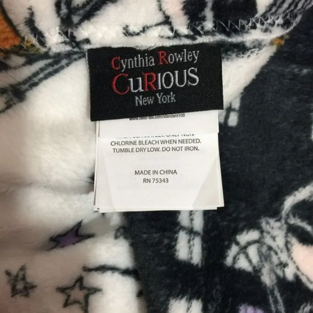 Cynthia Rowley CURIOUS Kids Plush Halloween Throw Blanket 50